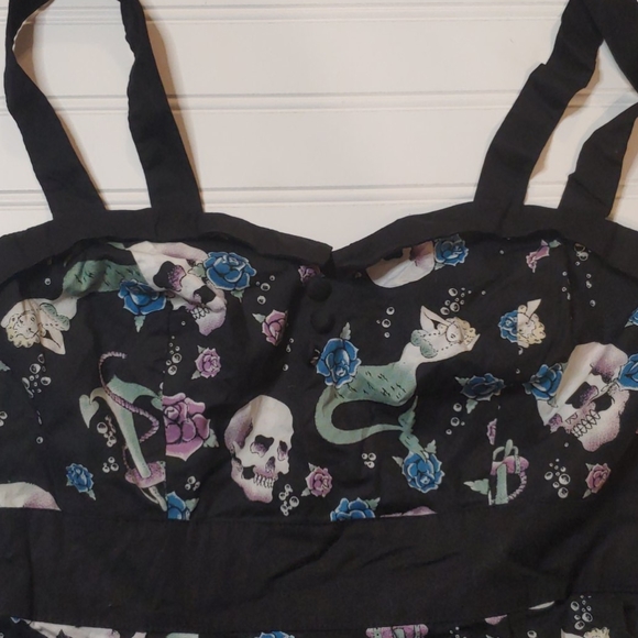Skull, Roses & Mermaids Dress - Picture 3 of 5